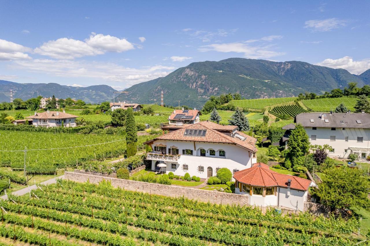 Bed and Breakfast Haus Oberhofer Cornaiano Esterno foto